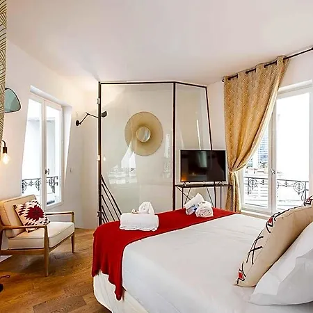 Bright Triplex - 4br10p - Moulin Rouge 3*